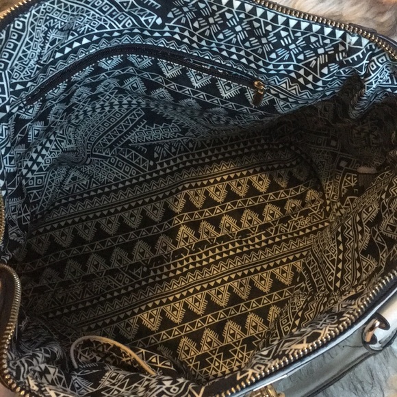 BOSTON, MA | Zip Top Bag - Picture 9 of 16